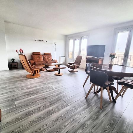 6 Appartements Et 4 Adresses A Mi-Chemin Entre Le Vieux Port Et L Ile De Re La Rochelle  Ngoại thất bức ảnh