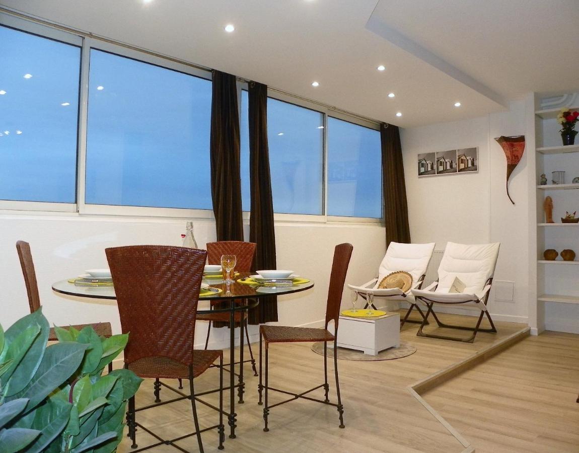 6 Appartements Et 4 Adresses A Mi-Chemin Entre Le Vieux Port Et L Ile De Re La Rochelle  Ngoại thất bức ảnh