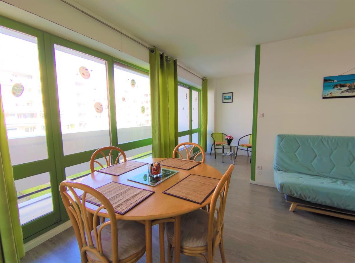 6 Appartements Et 4 Adresses A Mi-Chemin Entre Le Vieux Port Et L Ile De Re La Rochelle  Ngoại thất bức ảnh