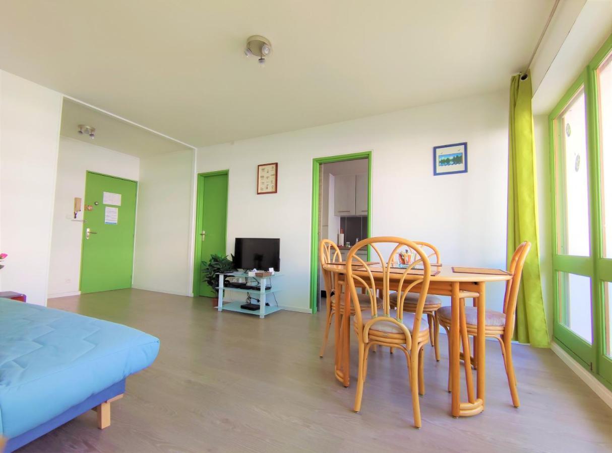 6 Appartements Et 4 Adresses A Mi-Chemin Entre Le Vieux Port Et L Ile De Re La Rochelle  Ngoại thất bức ảnh