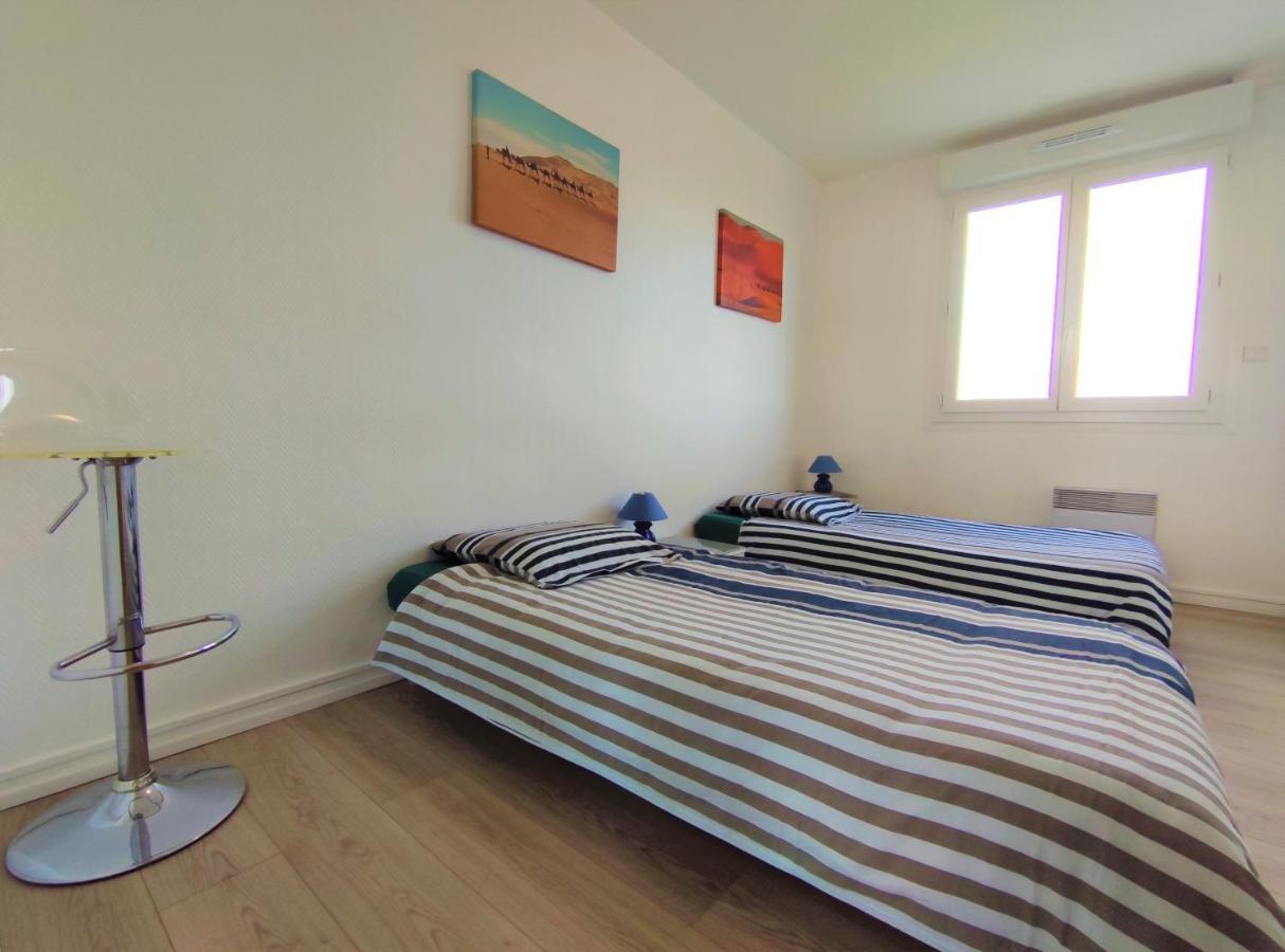 6 Appartements Et 4 Adresses A Mi-Chemin Entre Le Vieux Port Et L Ile De Re La Rochelle  Ngoại thất bức ảnh