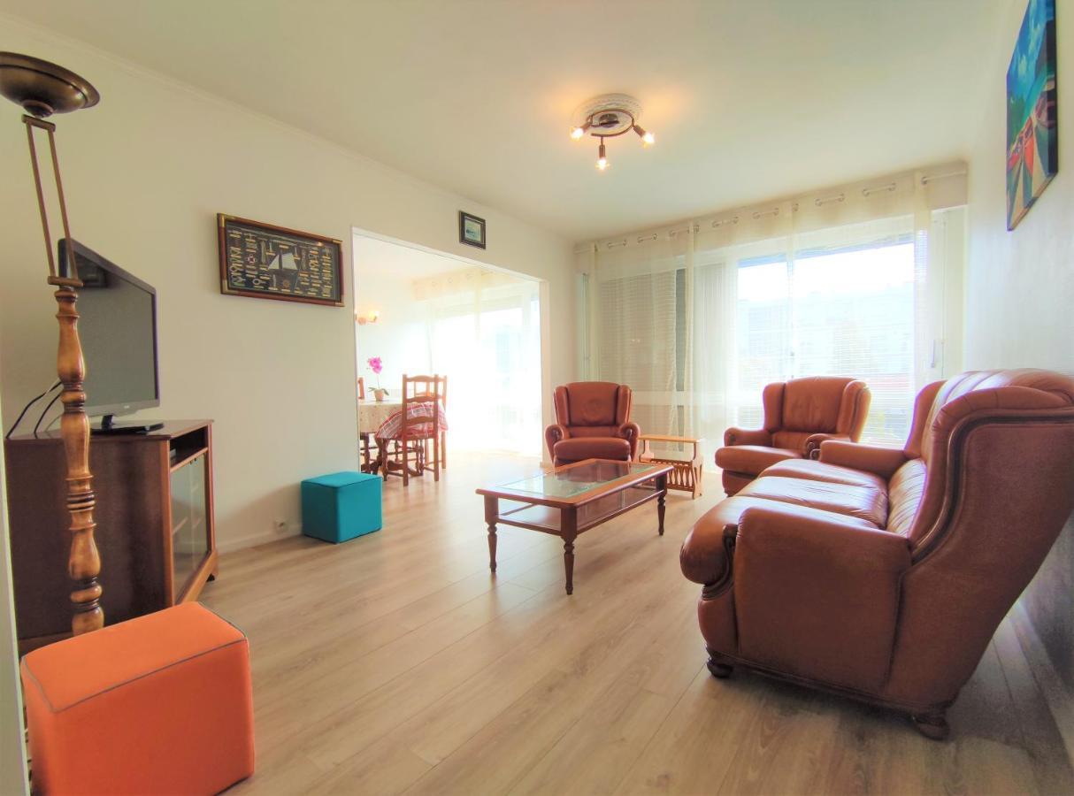 6 Appartements Et 4 Adresses A Mi-Chemin Entre Le Vieux Port Et L Ile De Re La Rochelle  Ngoại thất bức ảnh