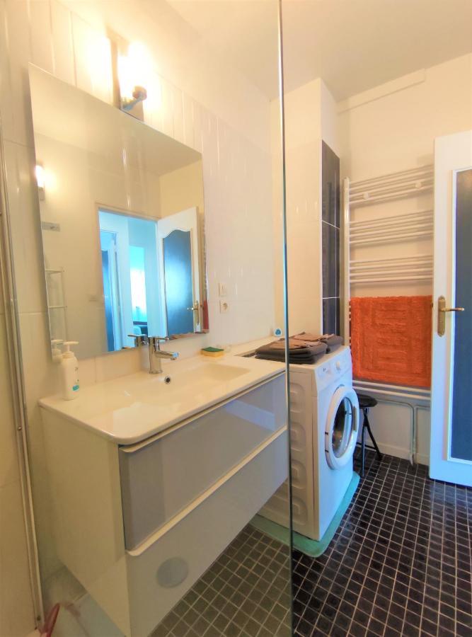 6 Appartements Et 4 Adresses A Mi-Chemin Entre Le Vieux Port Et L Ile De Re La Rochelle  Ngoại thất bức ảnh