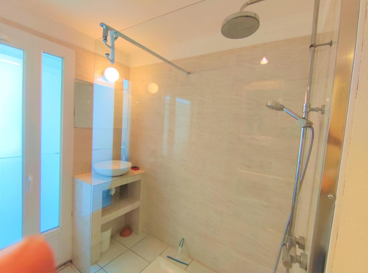 6 Appartements Et 4 Adresses A Mi-Chemin Entre Le Vieux Port Et L Ile De Re La Rochelle  Ngoại thất bức ảnh