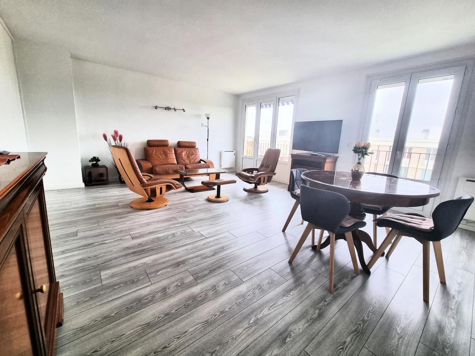 6 Appartements Et 4 Adresses A Mi-Chemin Entre Le Vieux Port Et L Ile De Re La Rochelle  Ngoại thất bức ảnh